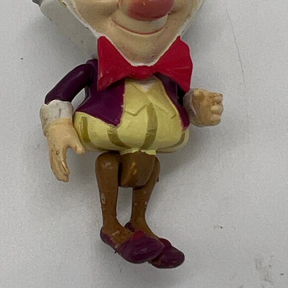 Disney Wreck It Ralph Racer King Candy Figure Only RARE Sugar Rush Key Racers - Picture 3 of 9